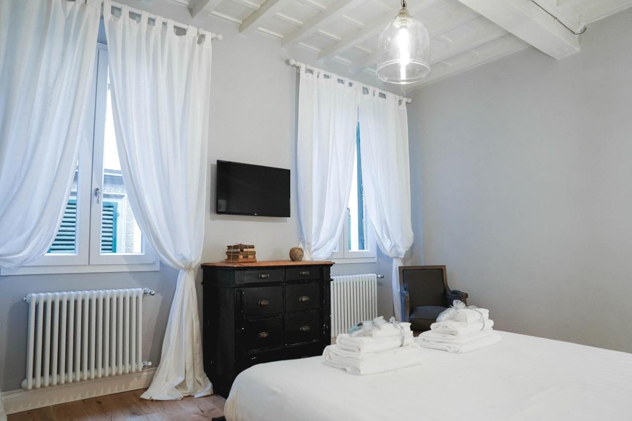 Art Apartment Black & White Suite Флоренция Экстерьер фото