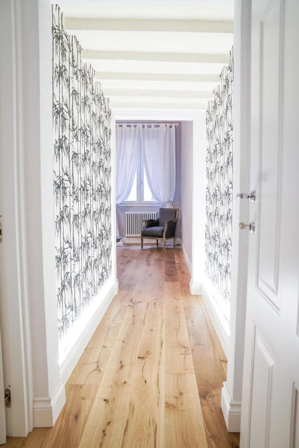 Art Apartment Black & White Suite Флоренция Экстерьер фото